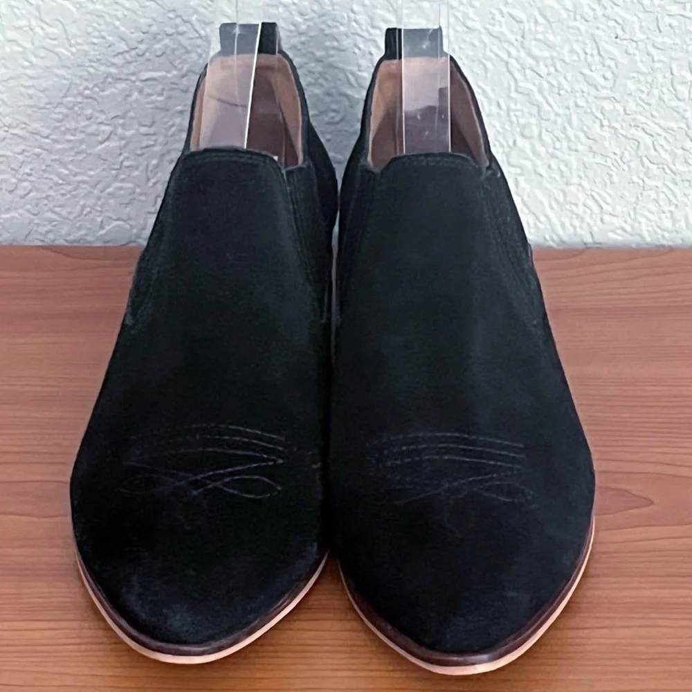 Frye & Co Rubie Western Southwestern Rodeo Slip On Black Suede Ankle Bootie 8M